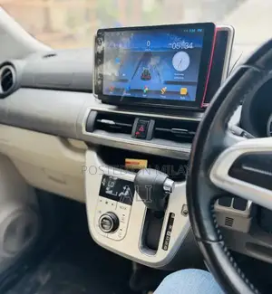 Photo - 2016 Daihatsu Cast Style Compact Hatchback