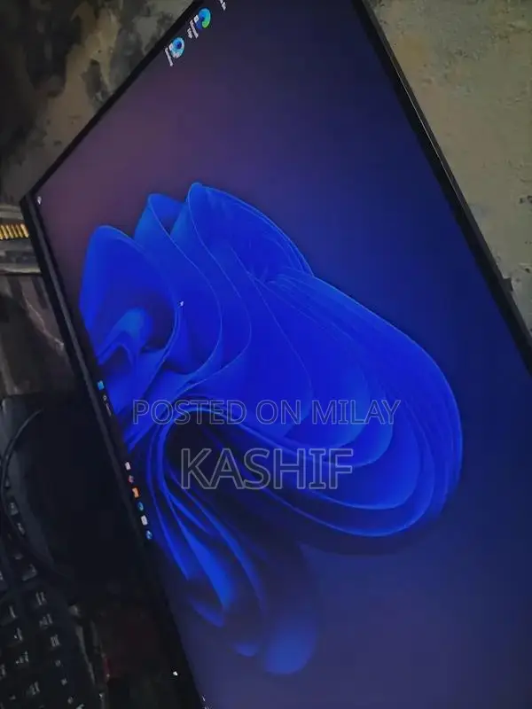 Core i5 6th Gen Gaming PC with EIZO Borderless LED Monitor