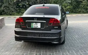 Honda Civic EXi 2005 Sedan - Well-Maintained Home Used Vehicle