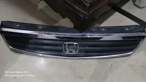 Honda Civic 2000 Front Grille Assembly OEM Replacement Part