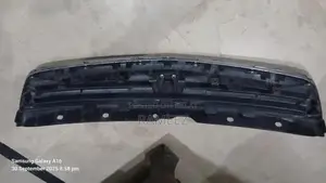 Honda Civic 2000 Front Grille Assembly OEM Replacement Part