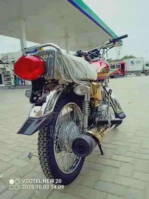 Honda CG 125 Gold Edition 2025 Motorcycle