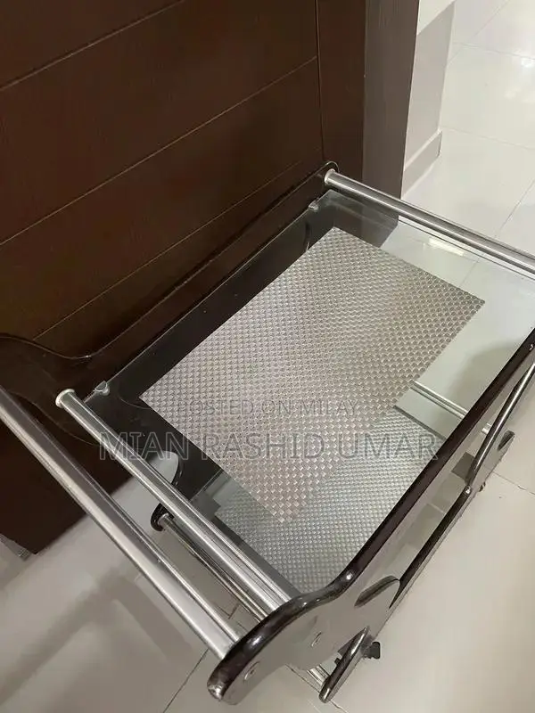 Two-Tier Serving Trolley with Mats