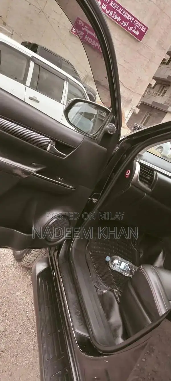 Toyota Hilux Revo 2017 Pickup Truck