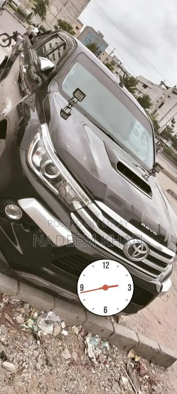 Toyota Hilux Revo 2017 Pickup Truck