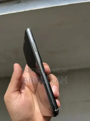 Apple iPhone 11 Pro 256GB Dual SIM Smartphone