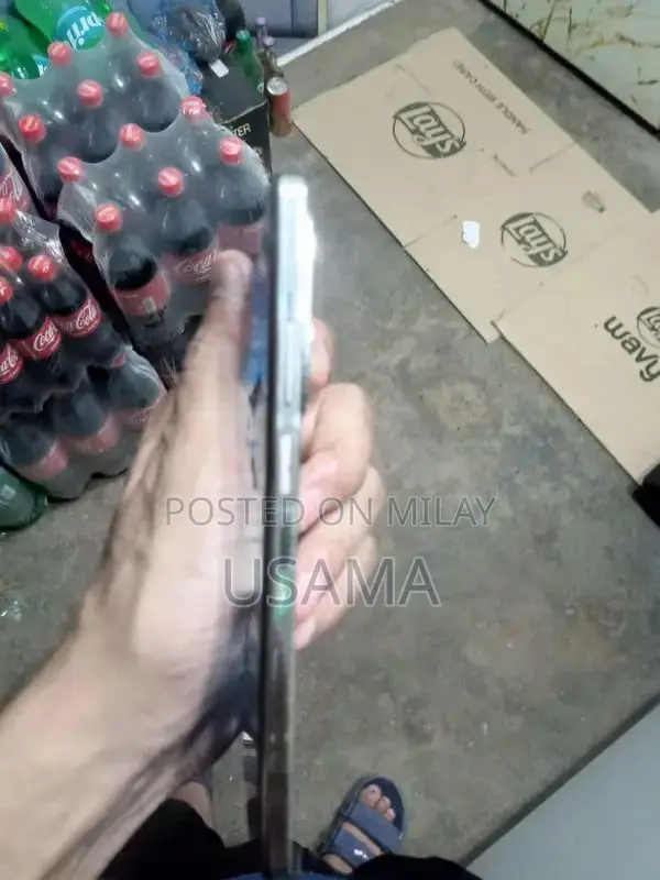 Infinix Hot 40 Smartphone - 8GB RAM, 256GB Storage