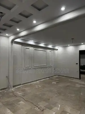 2 Bedroom House with Drawing Room and Dining Area