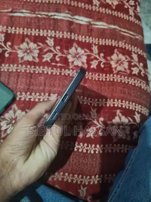 Samsung Galaxy Smartphone with Large Storage and Ample RAM