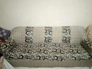 Comfortable 5 Seater Living Room Sofa Set