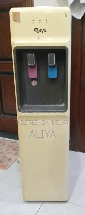 Photo - Water Dispenser with Cooling and Heating Functions