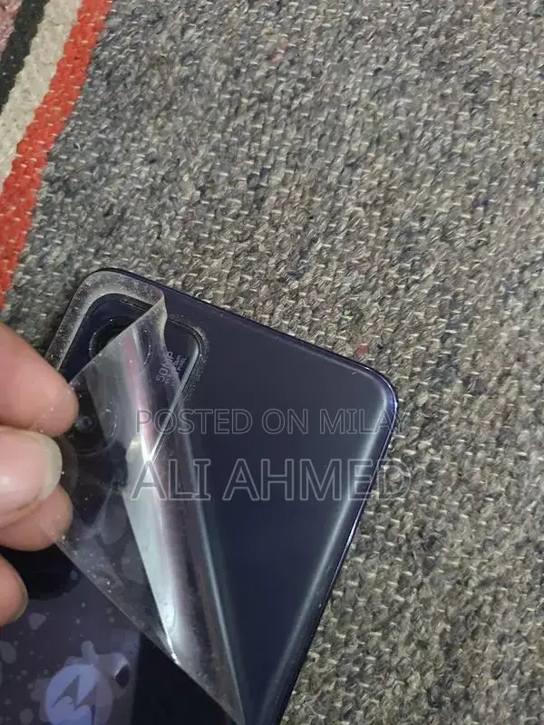 5G Smartphone with 6.5-inch Display, 8GB RAM, 256GB Storage