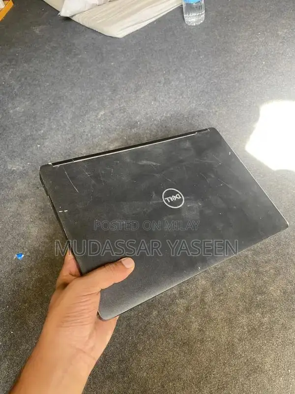 Dell Latitude 5490 Business Laptop - Slim & Powerful