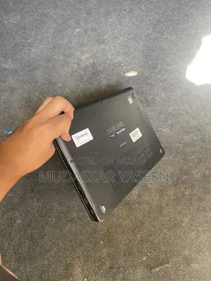 Dell Latitude 5490 Business Laptop - Slim & Powerful