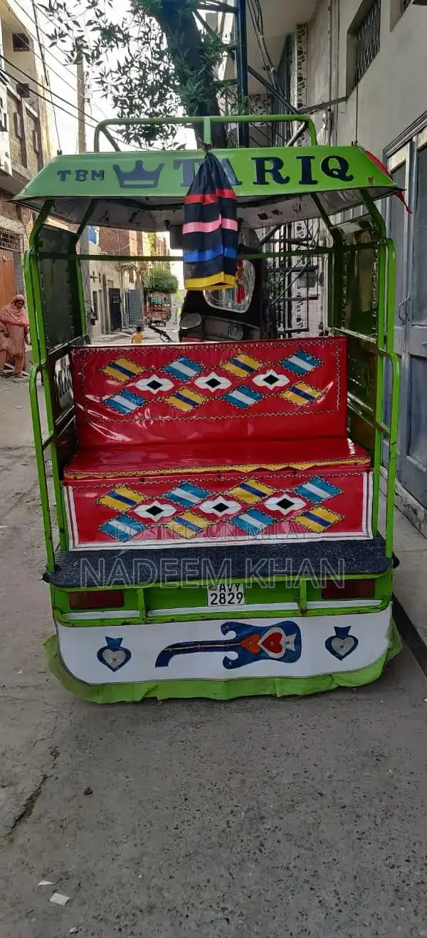 Vehicle with Smooth Performance and Reliable Engine