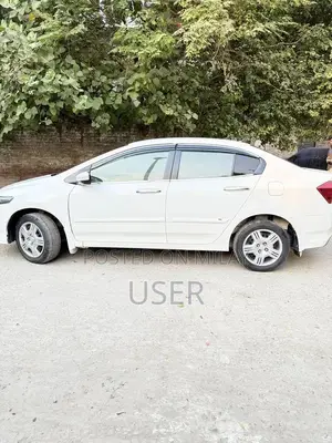 Honda City 1.3 IVTEC Manual Sedan - Pristine Condition