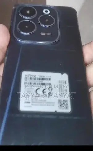 Photo - Smartphone with Damaged Screen Glass, 16GB/256GB Storage