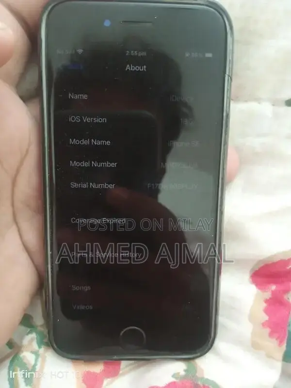 iPhone SE 2020 128GB Smartphone with Excellent Condition