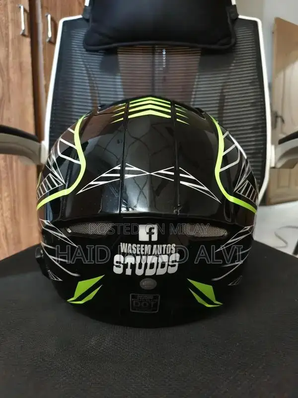 Studds Ninja Elite Full-Face Motorcycle Helmet with Black Visor