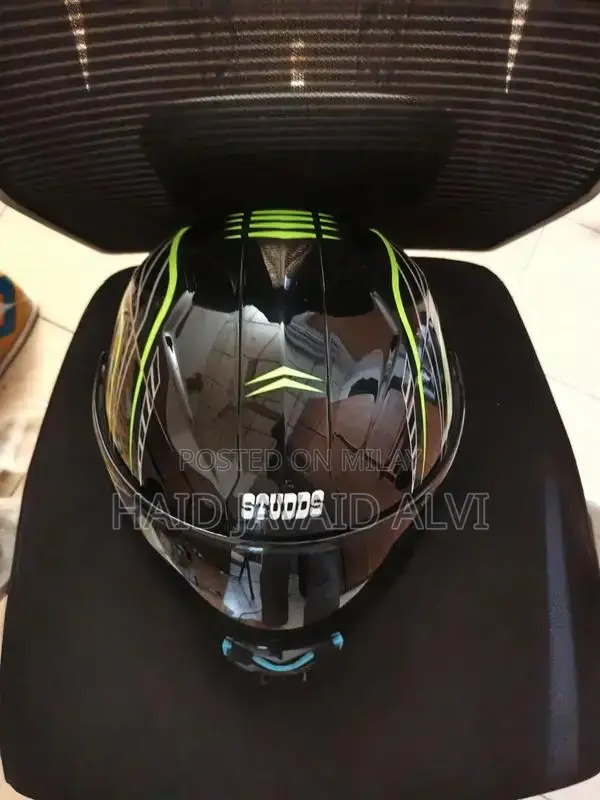 Studds Ninja Elite Full-Face Motorcycle Helmet with Black Visor