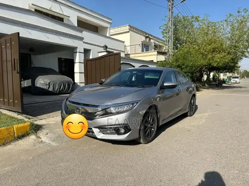 2021 Honda Civic Top Trim - Dealership Maintained Sedan