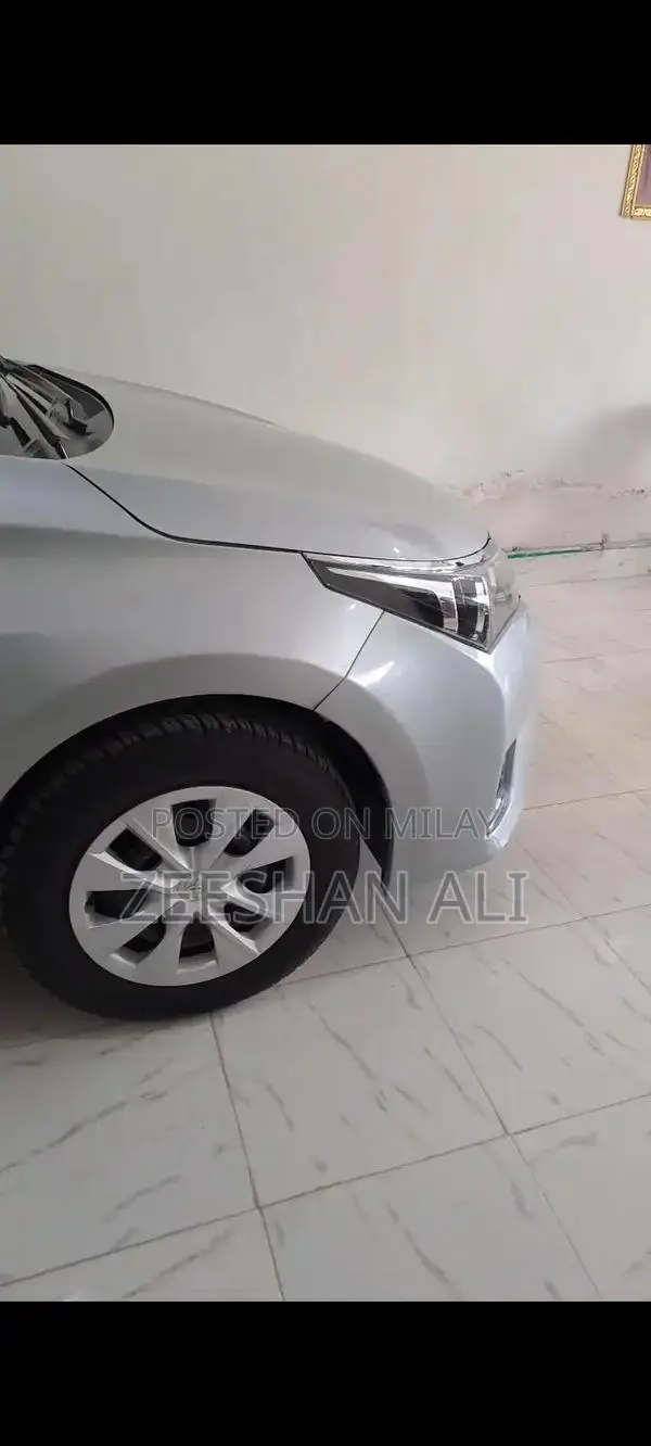 Toyota GLI Sedan - Well-Maintained Compact Car