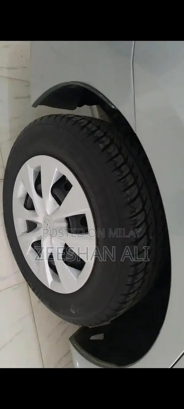 Toyota GLI Sedan - Well-Maintained Compact Car