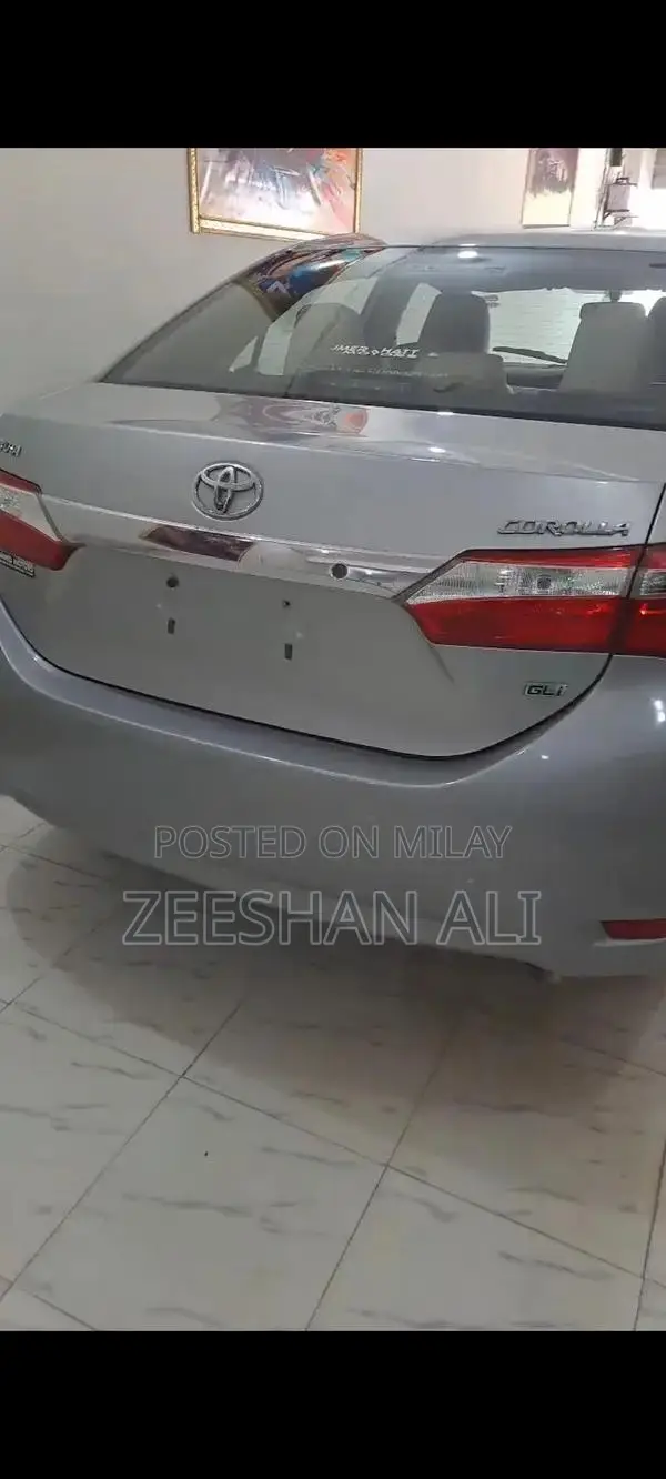 Toyota GLI Sedan - Well-Maintained Compact Car