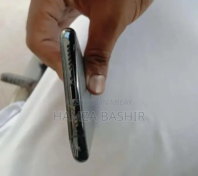 64GB Smartphone with Minor Back Damage