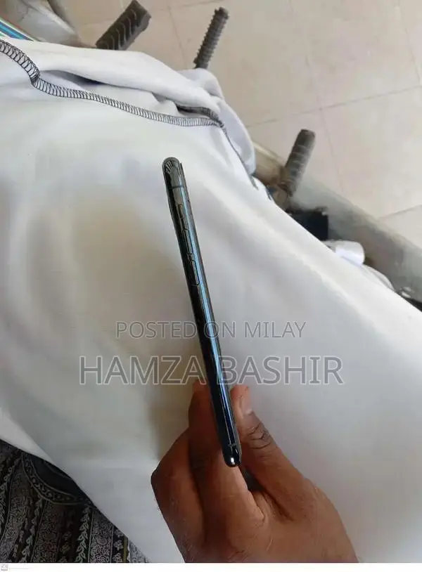 64GB Smartphone with Minor Back Damage