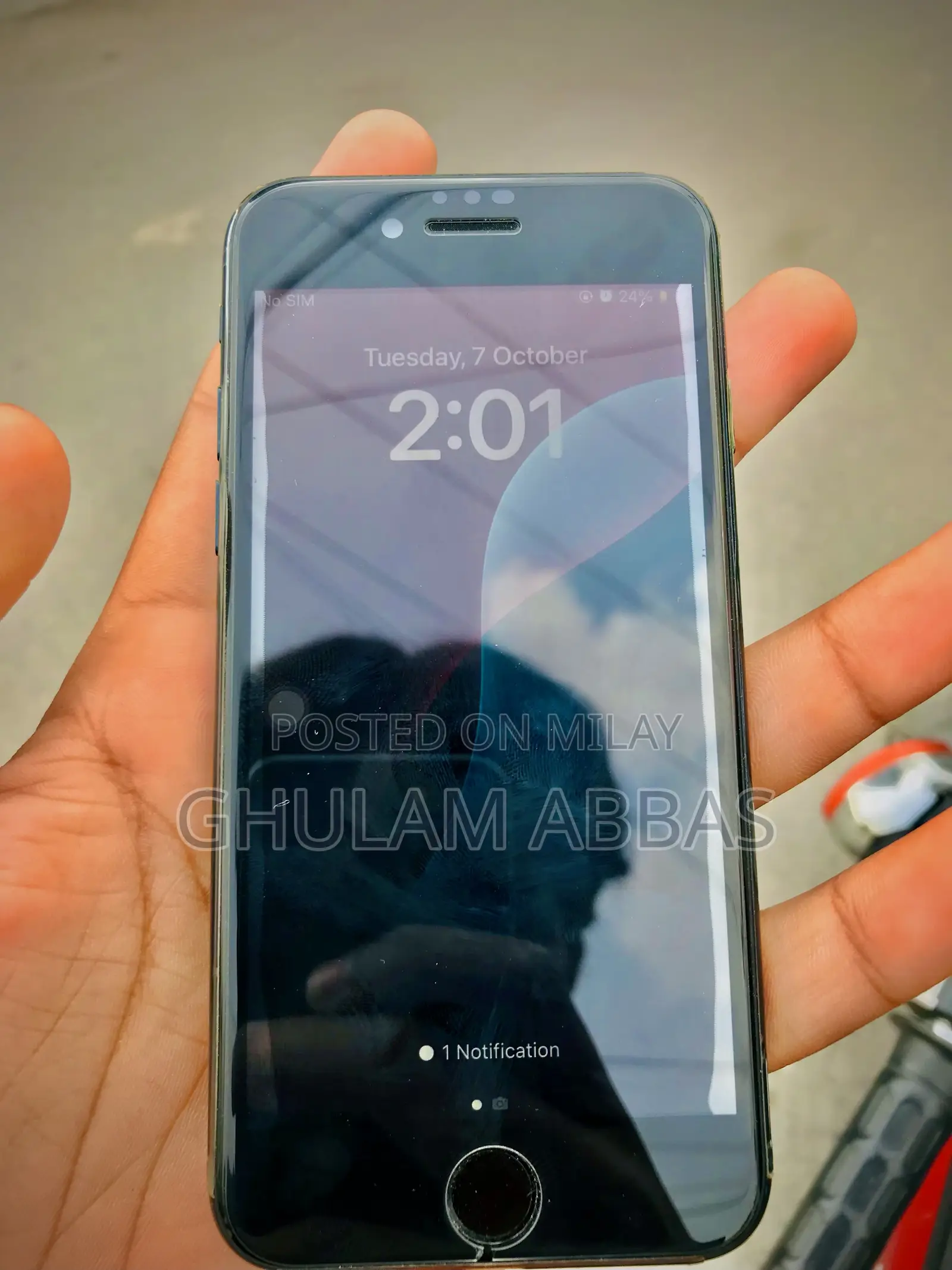 New Apple iPhone SE (2022) 64 GB Black