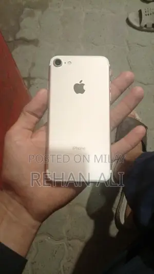 New Apple iPhone 7 32 GB Rose Gold