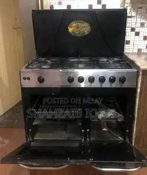 Photo - Used Gas Cooking Range with Functional Oven and Grill