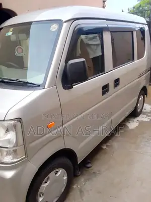 Suzuki Every Auto PC Minivan - Compact MPV with Android Panel