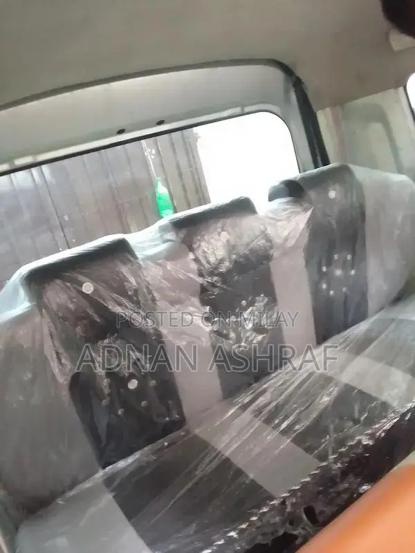 Suzuki Every Auto PC Minivan - Compact MPV with Android Panel