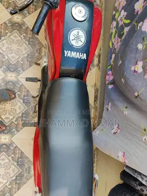 Yahama YB 125 Motorcycle - 2018 Model Single Owner Bike