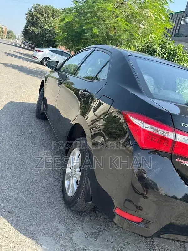 Toyota Altis 2015 Sedan - Excellent Condition Low Mileage