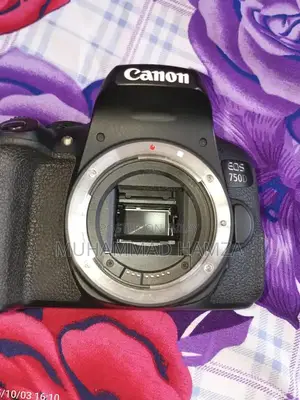 Canon EOS 750D DSLR Digital Camera Body