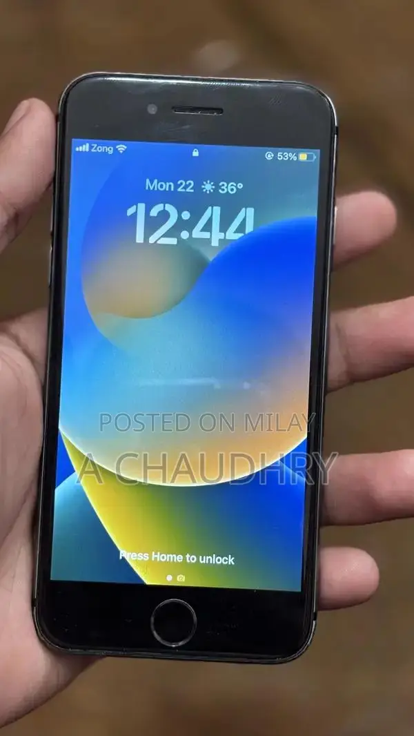 Pre-Owned iPhone 8 Unlocked All Network Compatibility