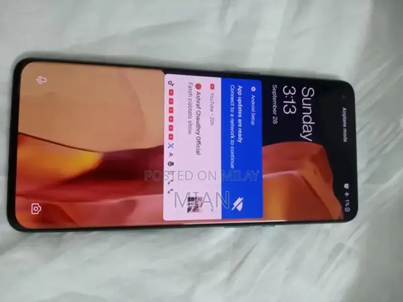 OnePlus 9 Pro 5G Smartphone with Dual SIM