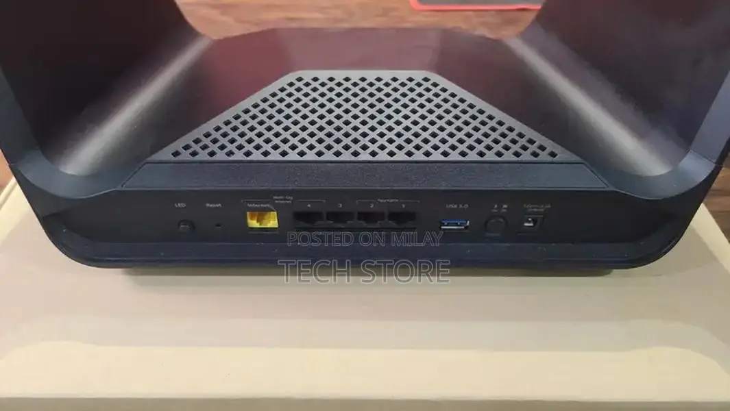 NETGEAR Nighthawk WiFi 6 Tri-Band Router - High-Speed Networking