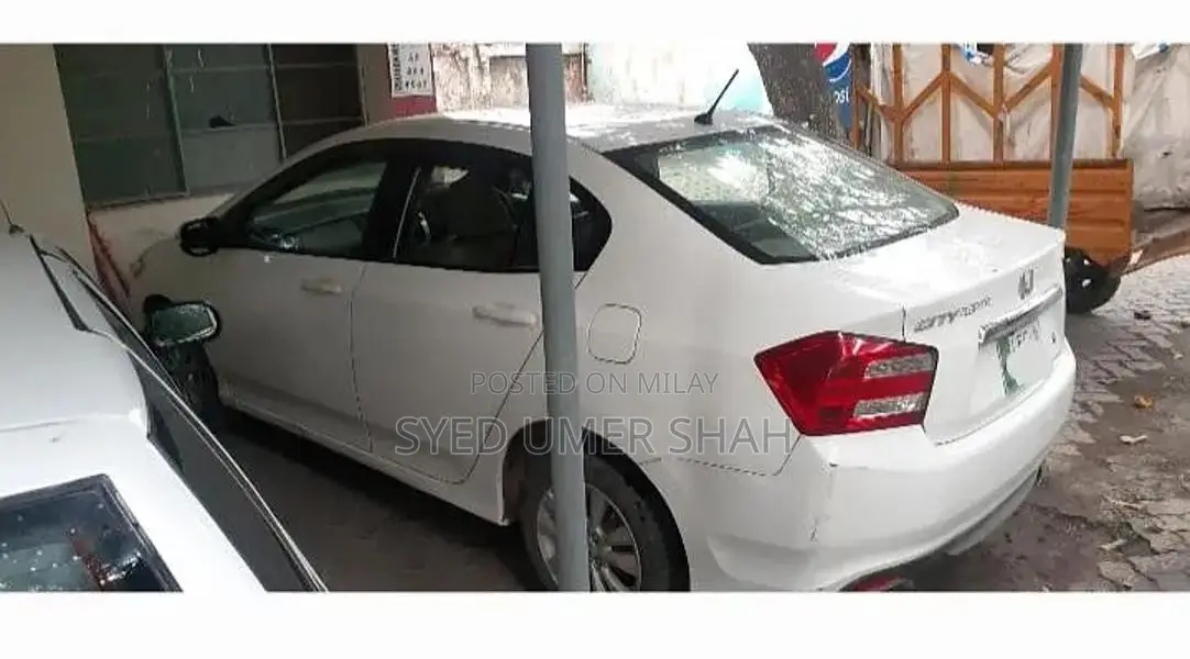 Honda City Compact Sedan - Family-Friendly Automatic Vehicle