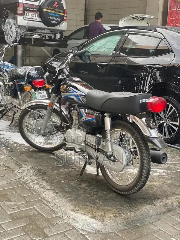 Honda CG125 Motorcycle - Original Red Bike in Excellent Condition