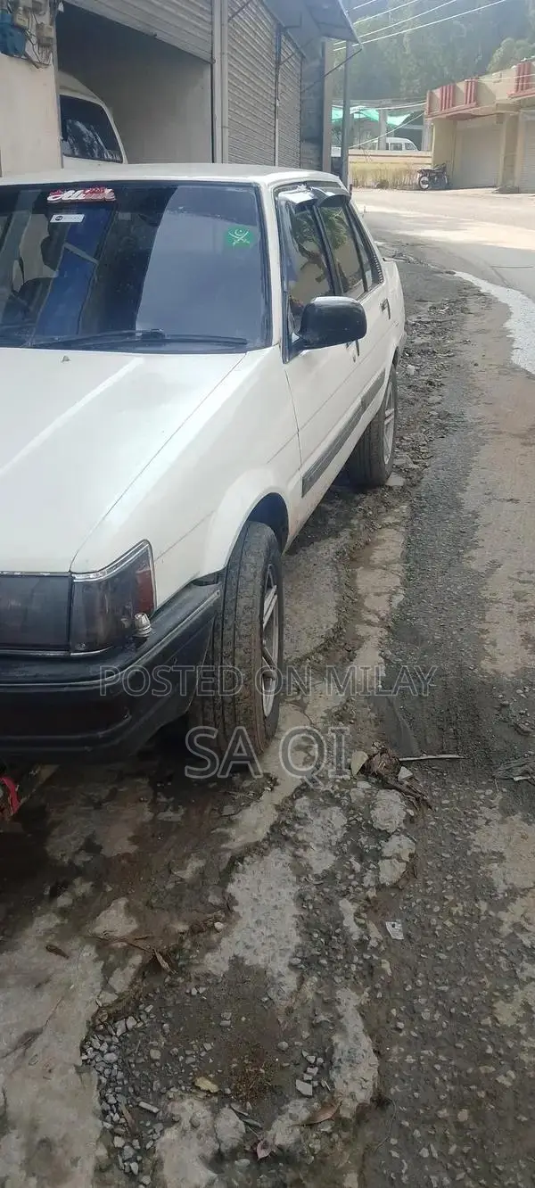 Toyota Corolla 86 Sedan Compact Car