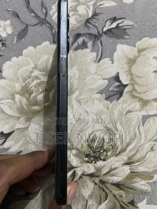 Versatile Smartphone with Multiple Feature Options