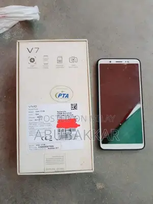 Vivo V7 Smartphone 4GB RAM 64GB Storage Excellent Condition