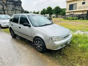 Photo - Suzuki Cultus 2005 CNG Sedan - Well-Maintained Family Car