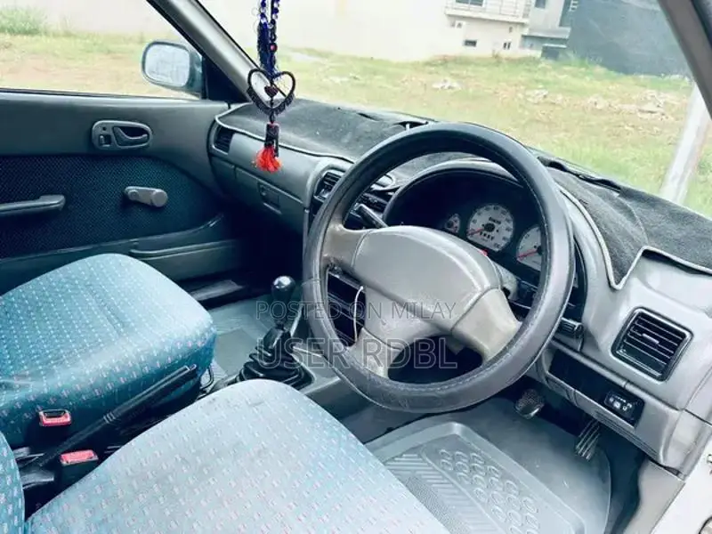 Suzuki Cultus 2005 CNG Sedan - Well-Maintained Family Car