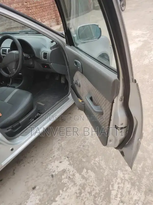 Suzuki Cultus Limited Edition - Well-Maintained Second-Owner Vehicle