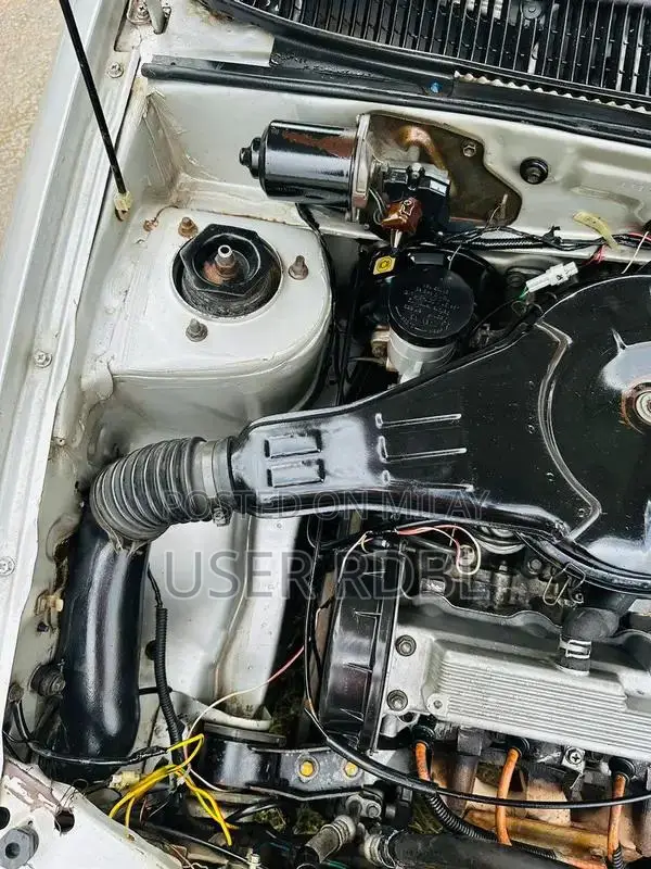 Suzuki Cultus 2005 CNG Sedan - Well-Maintained Family Car